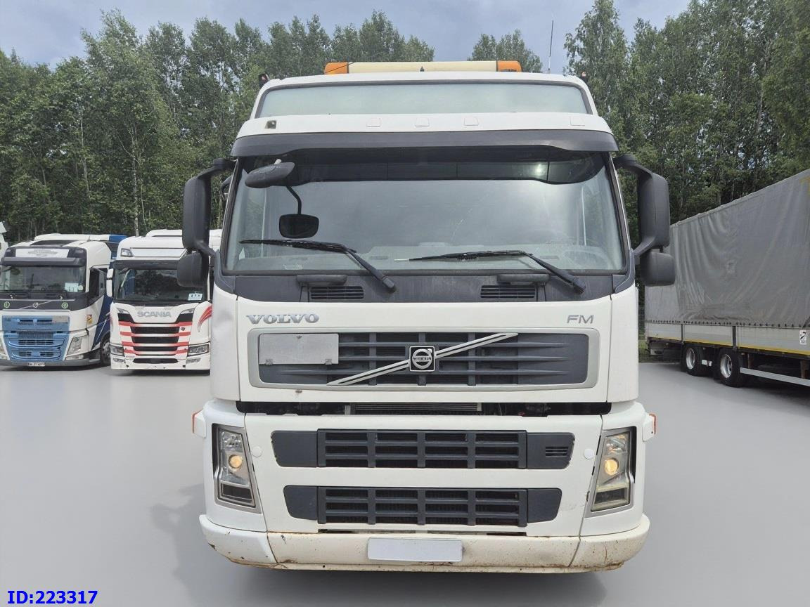 VOLVO FM13 480HP 8x4 (Big axle) - Camion basculantă: Foto 2 VOLVO FM13 480HP 8x4 (Big axle) - Camion basculantă: Foto 2