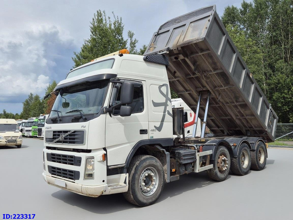 VOLVO FM13 480HP 8x4 (Big axle) - Camion basculantă: Foto 1 VOLVO FM13 480HP 8x4 (Big axle) - Camion basculantă: Foto 1