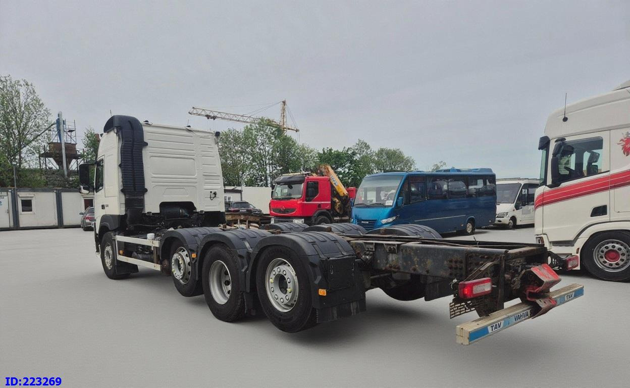 Camion şasiu VOLVO FM13 500HP 8x2 (2 steering axels): Foto 7 Camion şasiu VOLVO FM13 500HP 8x2 (2 steering axels): Foto 7