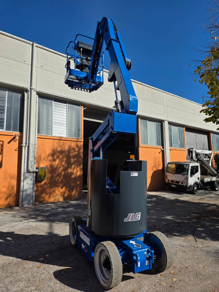 JLG E 300 AJP - Nacela articulata: Foto 4 JLG E 300 AJP - Nacela articulata: Foto 4