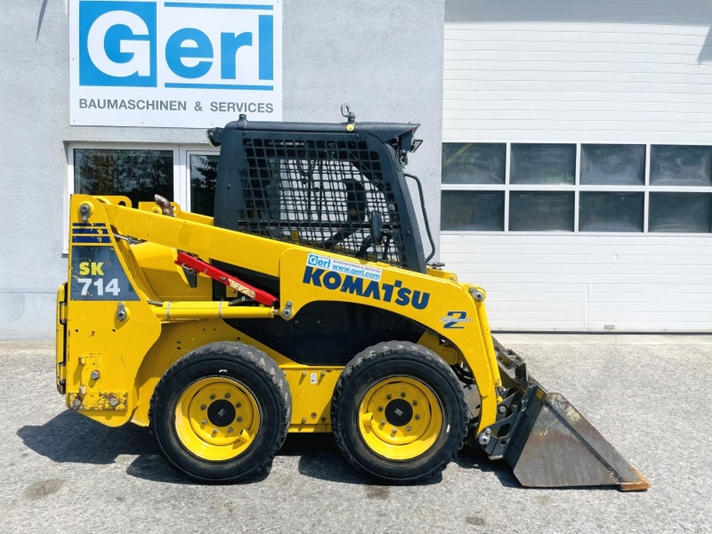 Komatsu SK714 (4012) - Mini încărcător: Foto 2 Komatsu SK714 (4012) - Mini încărcător: Foto 2