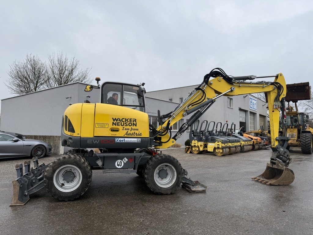 Wacker Neuson EW 100 (111768) - Excavator pe roţi: Foto 4 Wacker Neuson EW 100 (111768) - Excavator pe roţi: Foto 4