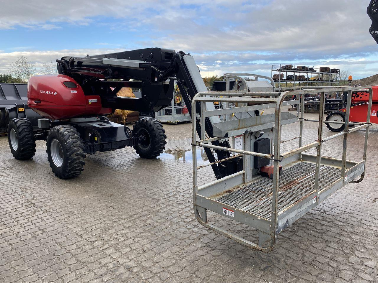 Manitou 160ATJ+ - Nacela articulata: Foto 5 Manitou 160ATJ+ - Nacela articulata: Foto 5