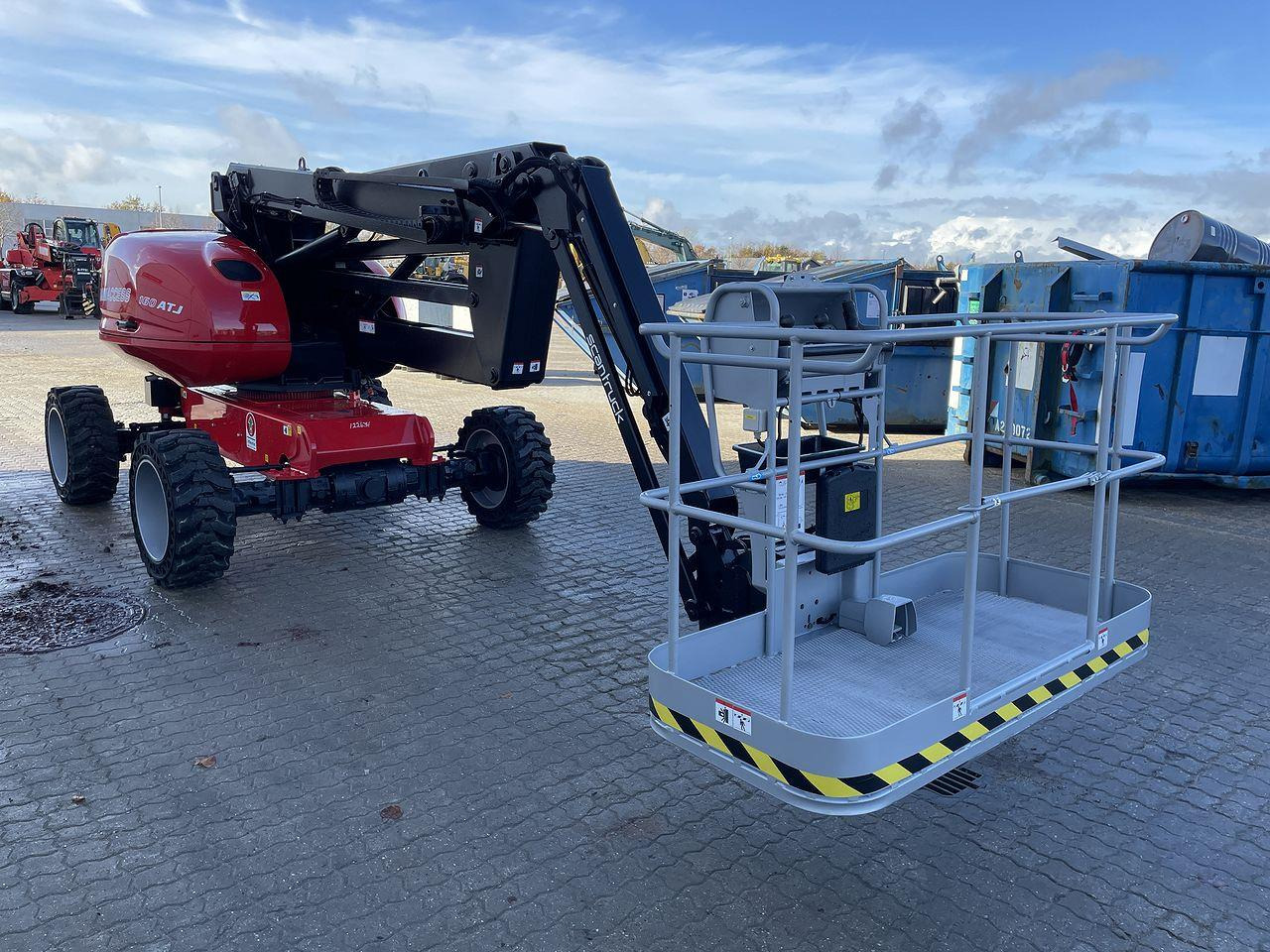 Manitou 160ATJ RC - Nacela articulata: Foto 5 Manitou 160ATJ RC - Nacela articulata: Foto 5