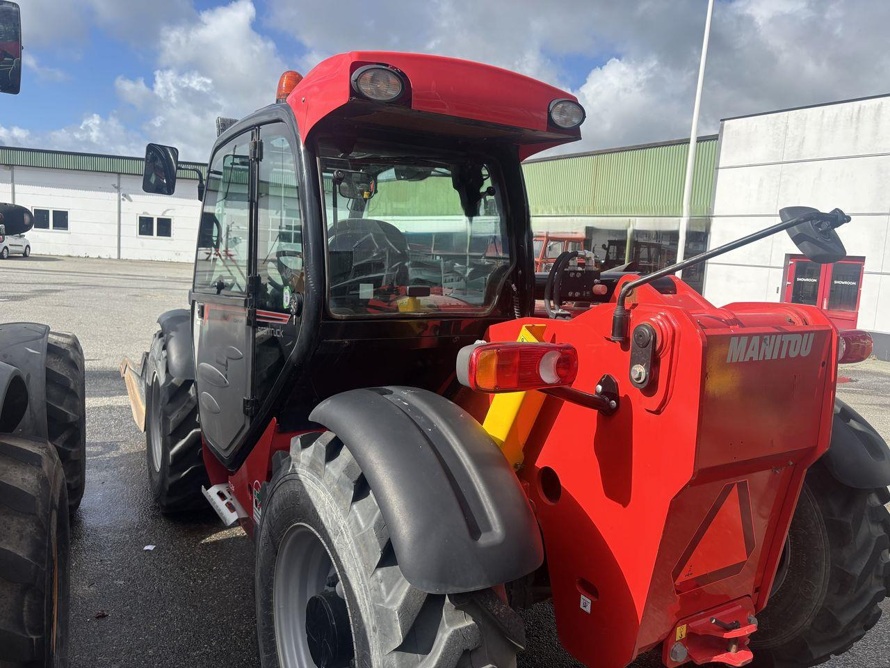 Manitou MT933 EASY COMFORT - Stivuitor telescopic: Foto 4 Manitou MT933 EASY COMFORT - Stivuitor telescopic: Foto 4