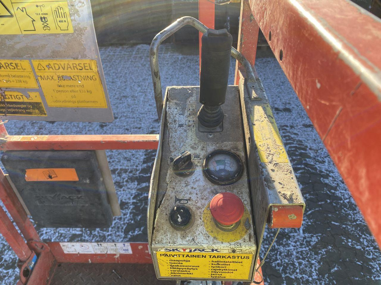 Skyjack SJ3220 - Platforma foarfeca: Foto 3 Skyjack SJ3220 - Platforma foarfeca: Foto 3