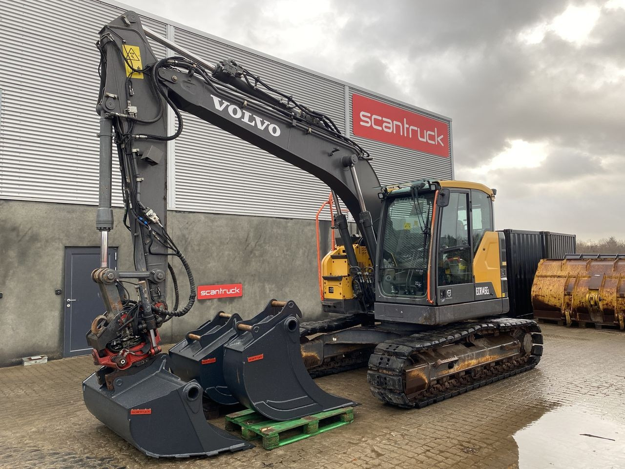 Volvo ECR145 - Excavator pe şenile: Foto 1 Volvo ECR145 - Excavator pe şenile: Foto 1