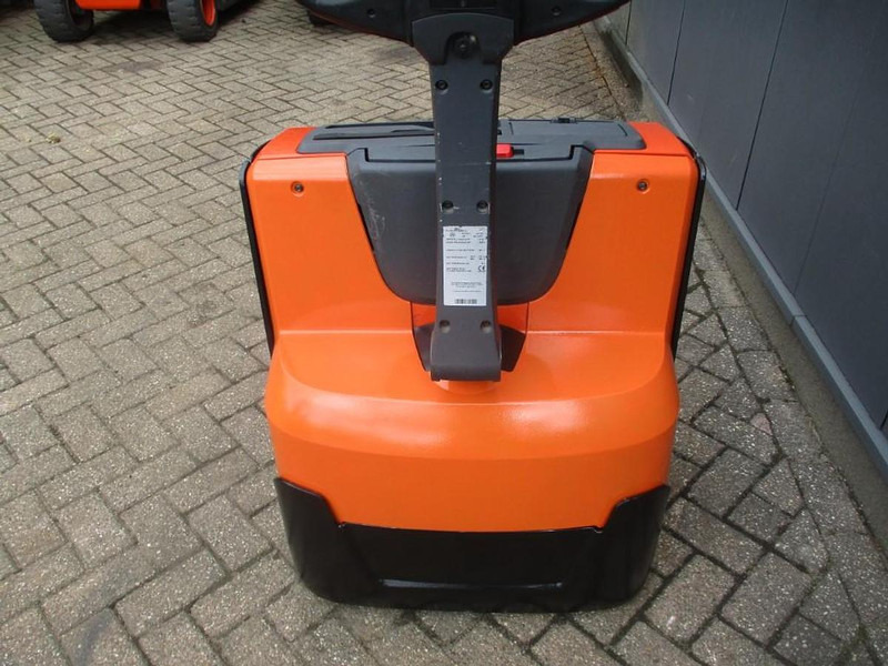 BT LWE 160 - Transpalet manual: Foto 5 BT LWE 160 - Transpalet manual: Foto 5