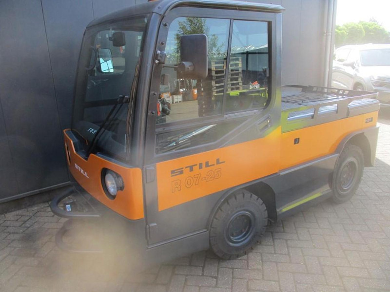 Still R07-25 - Tractor electric: Foto 1 Still R07-25 - Tractor electric: Foto 1