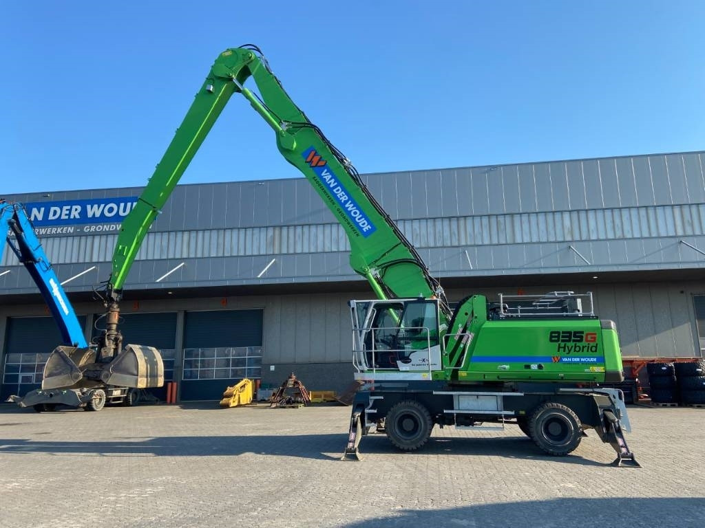 Sennebogen 835 M - Excavator pentru manipulare de materiale: Foto 1 Sennebogen 835 M - Excavator pentru manipulare de materiale: Foto 1