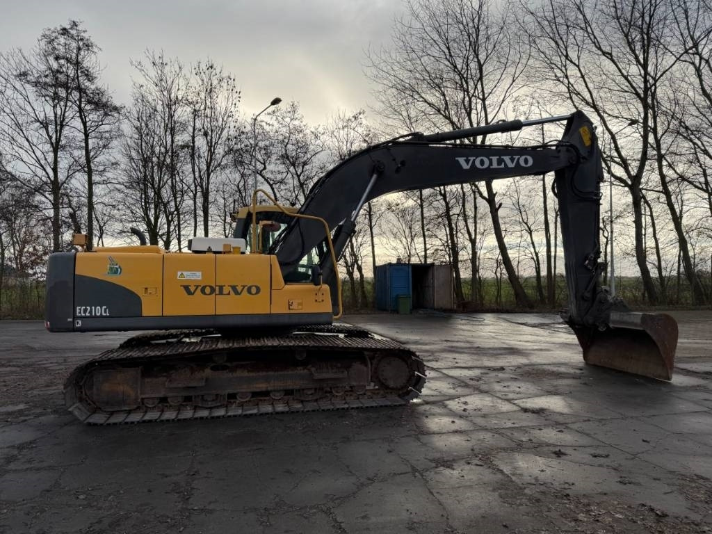 Volvo EC 210 C L - Excavator pe şenile: Foto 5 Volvo EC 210 C L - Excavator pe şenile: Foto 5