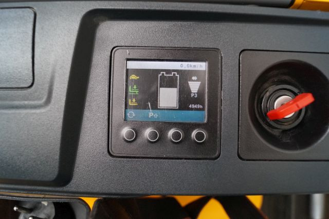 Jungheinrich EJD222 - Transpalet la mare înălţime: Foto 4 Jungheinrich EJD222 - Transpalet la mare înălţime: Foto 4