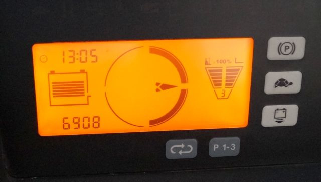 Jungheinrich ETV214 - Stivuitor cu catarg retractabil: Foto 4 Jungheinrich ETV214 - Stivuitor cu catarg retractabil: Foto 4