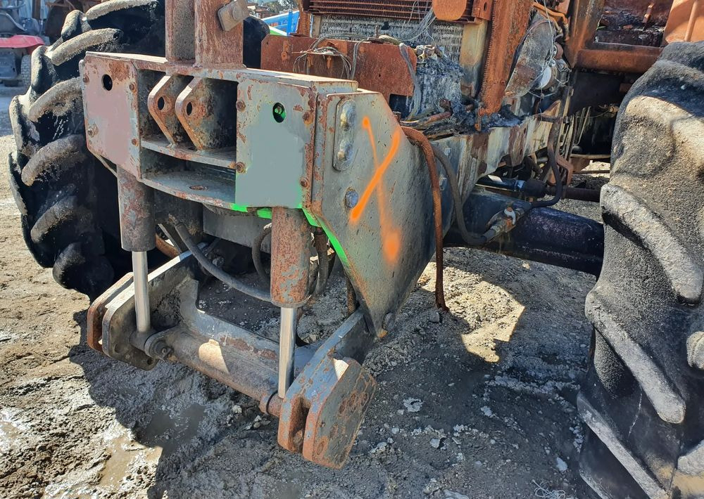 Claas Ares Renault 556 wał blok silnik głowica most zwolnica skrzynia - Cutie de viteze pentru Utilaje agricole: Foto 3 Claas Ares Renault 556 wał blok silnik głowica most zwolnica skrzynia - Cutie de viteze pentru Utilaje agricole: Foto 3