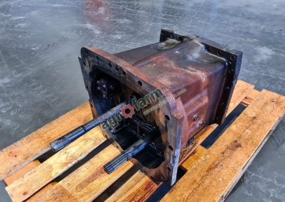 Skrzynia biegów Massey Ferguson 7616 1503B1 - Cutie de viteze: Foto 4 Skrzynia biegów Massey Ferguson 7616 1503B1 - Cutie de viteze: Foto 4