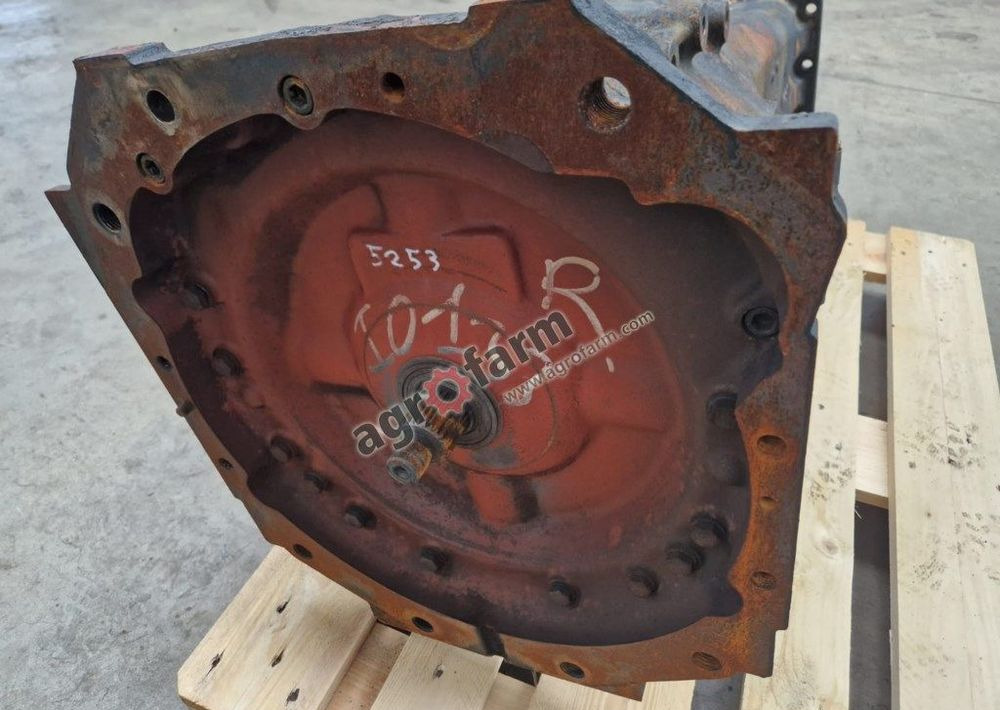 Skrzynia biegów Renault Ares 556 RZ 461B8 - Cutie de viteze: Foto 2 Skrzynia biegów Renault Ares 556 RZ 461B8 - Cutie de viteze: Foto 2