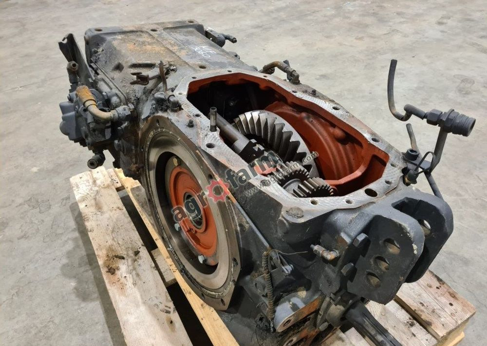 Tylny most Massey Ferguson 3080 3582429M1 - Cutie de viteze: Foto 1 Tylny most Massey Ferguson 3080 3582429M1 - Cutie de viteze: Foto 1