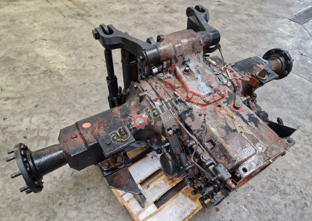 Tylny most Massey Ferguson 6180 - Cutie de viteze: Foto 4 Tylny most Massey Ferguson 6180 - Cutie de viteze: Foto 4