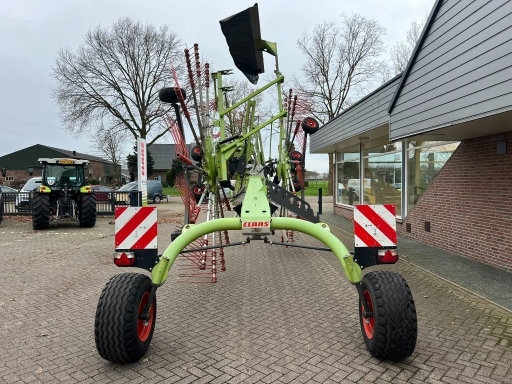 Claas Liner 1750 - Maşină de întors fânul: Foto 4 Claas Liner 1750 - Maşină de întors fânul: Foto 4