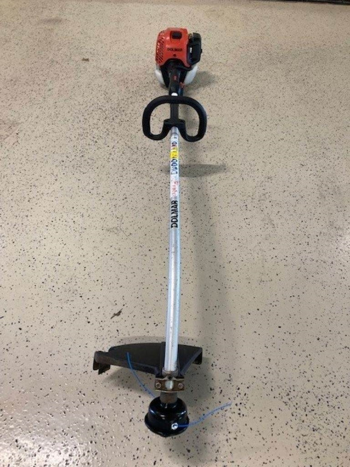 Dolmar LT-246.4 - Maşină de tuns iarba: Foto 1 Dolmar LT-246.4 - Maşină de tuns iarba: Foto 1