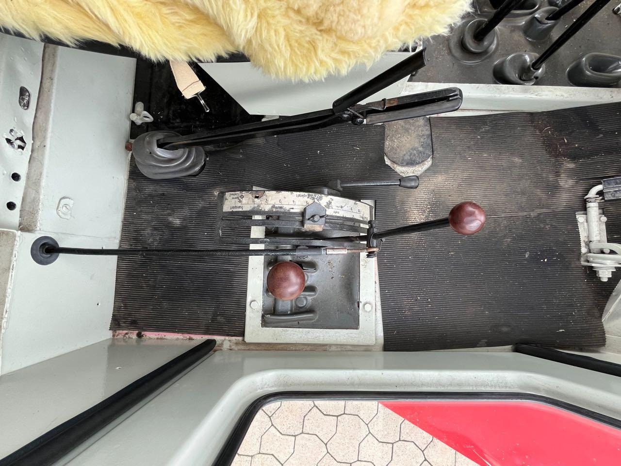 Tractor agricol Mercedes-Benz MB trac 800: Foto 9 Tractor agricol Mercedes-Benz MB trac 800: Foto 9