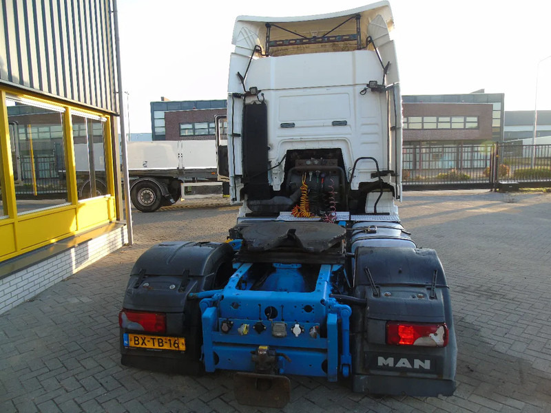 MAN TGA 18.400 + mega + manual + SPOILER - Cap tractor: Foto 5 MAN TGA 18.400 + mega + manual + SPOILER - Cap tractor: Foto 5