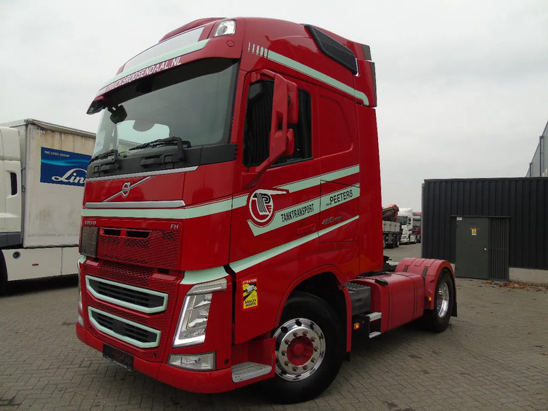 Volvo FH 460 +ADR+ PTO + SPOILER + EURO 6 - Cap tractor: Foto 2 Volvo FH 460 +ADR+ PTO + SPOILER + EURO 6 - Cap tractor: Foto 2