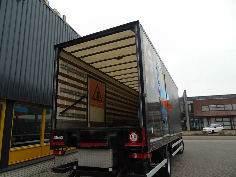 Iveco Eurocargo 150E25 + lift + euro 5 EEV + 3P - Camion furgon: Foto 5 Iveco Eurocargo 150E25 + lift + euro 5 EEV + 3P - Camion furgon: Foto 5