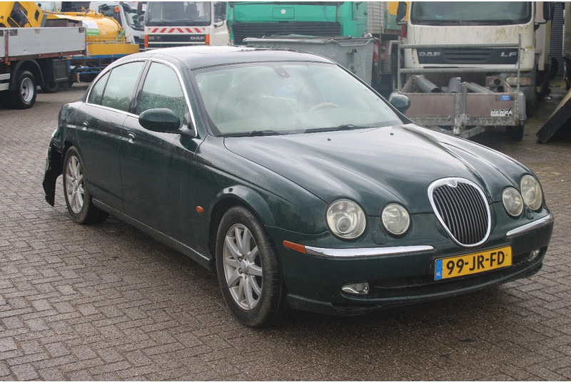 Jaguar S-TYPE 3.0 V6 EXECUTIVE +EURO 3 - Berlină/ Sedan: Foto 3 Jaguar S-TYPE 3.0 V6 EXECUTIVE +EURO 3 - Berlină/ Sedan: Foto 3