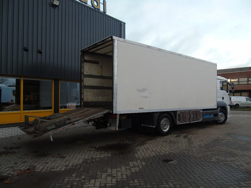 MAN TGA 18.310 + 3T LIFT + NICE TRUCK - Camion furgon: Foto 3 MAN TGA 18.310 + 3T LIFT + NICE TRUCK - Camion furgon: Foto 3
