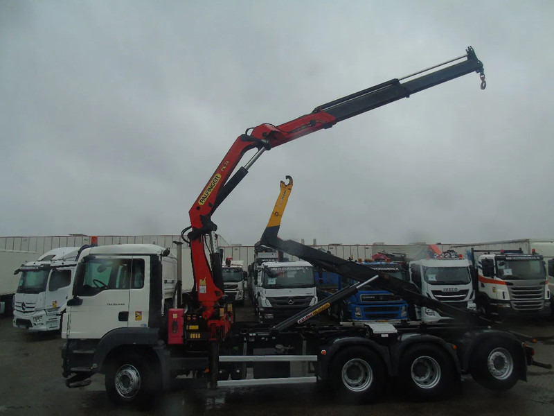 MAN TGS 35.440 + PALFINGER 24500 + 8X4 + EURO 5 + REMOTE - Camion cu cârlig, Camion cu macara: Foto 3 MAN TGS 35.440 + PALFINGER 24500 + 8X4 + EURO 5 + REMOTE - Camion cu cârlig, Camion cu macara: Foto 3