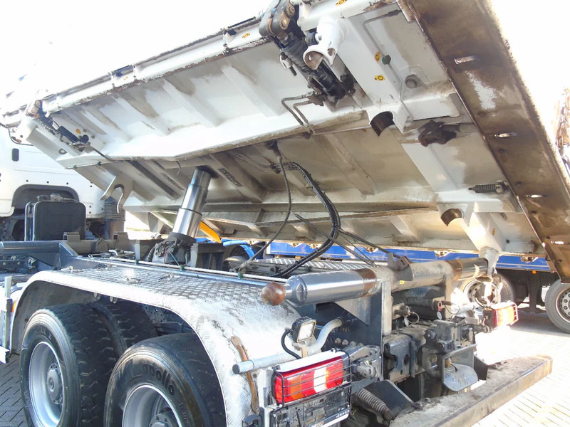 Mercedes-Benz Arocs 3348 + TRI TIPPER + 6X4 + EURO 6 - Camion basculantă: Foto 3 Mercedes-Benz Arocs 3348 + TRI TIPPER + 6X4 + EURO 6 - Camion basculantă: Foto 3