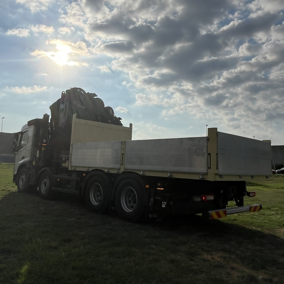 Volvo FM84RF3A - Camion platformă, Camion cu macara: Foto 3 Volvo FM84RF3A - Camion platformă, Camion cu macara: Foto 3