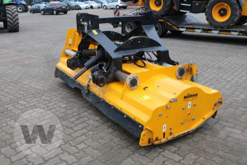 Müthing MU Pro - Tocător resturi vegetale/ Mulcer: Foto 1 Müthing MU Pro - Tocător resturi vegetale/ Mulcer: Foto 1