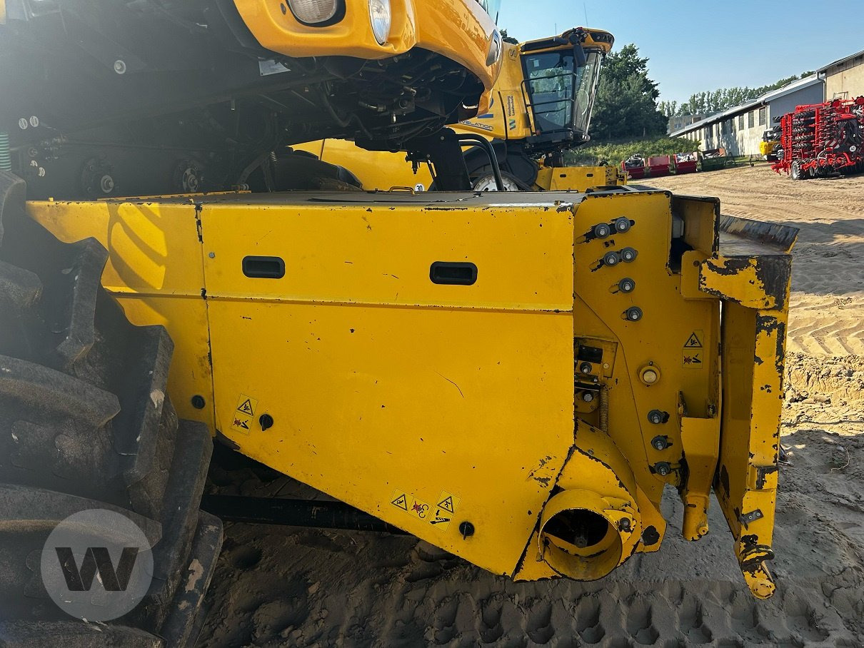 New Holland CR 9070 ELEV - Tractor agricol: Foto 5 New Holland CR 9070 ELEV - Tractor agricol: Foto 5