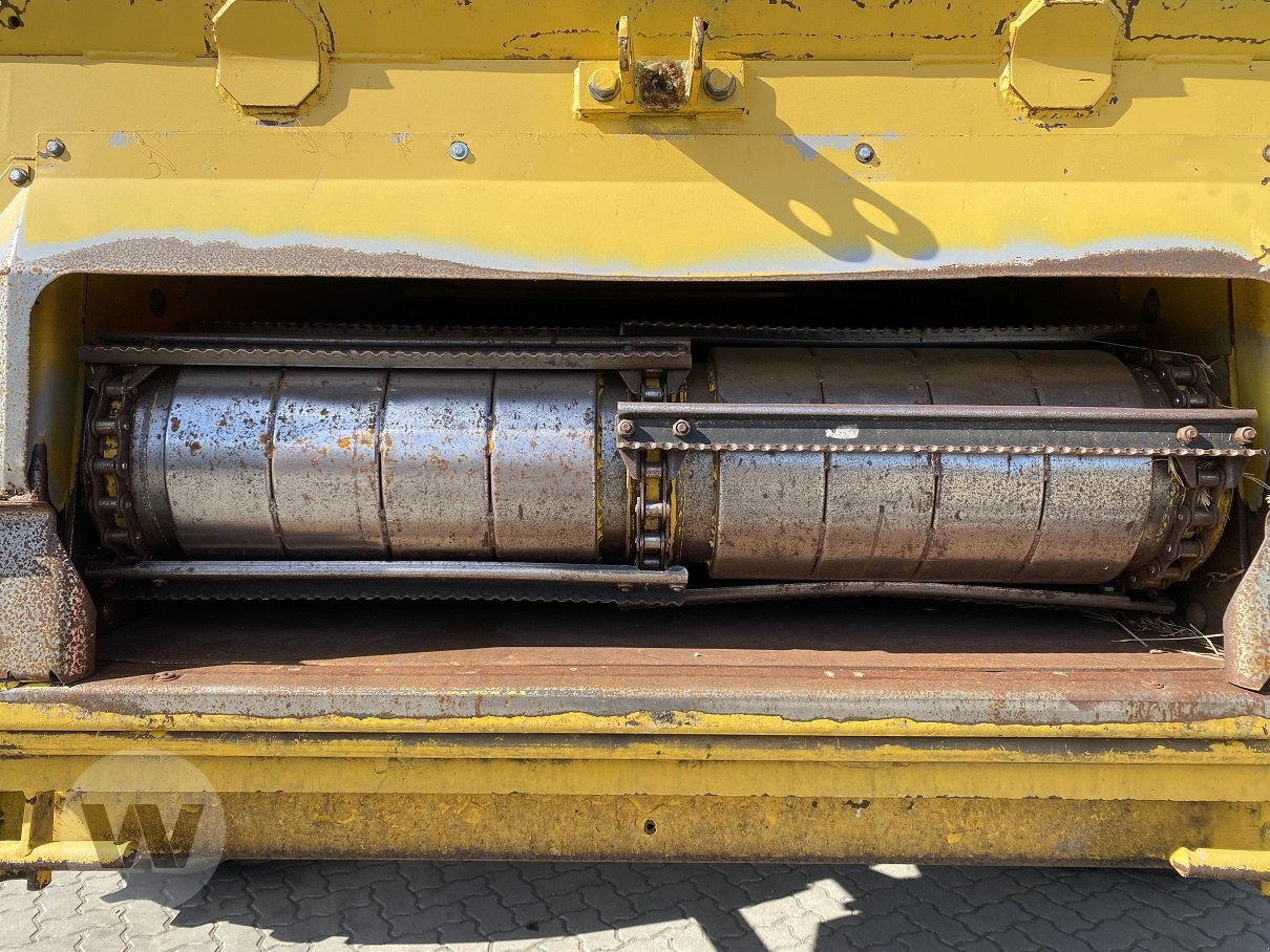 New Holland CR 9090 - Combină de recoltat cereale: Foto 4 New Holland CR 9090 - Combină de recoltat cereale: Foto 4