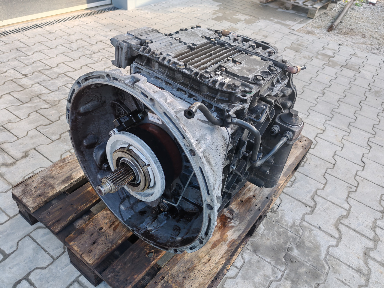 RENAULT VOLVO / AT2412D I-SHIFT COMPLETE GEARBOX / 3190584 - Cutie de viteze: Foto 3 RENAULT VOLVO / AT2412D I-SHIFT COMPLETE GEARBOX / 3190584 - Cutie de viteze: Foto 3