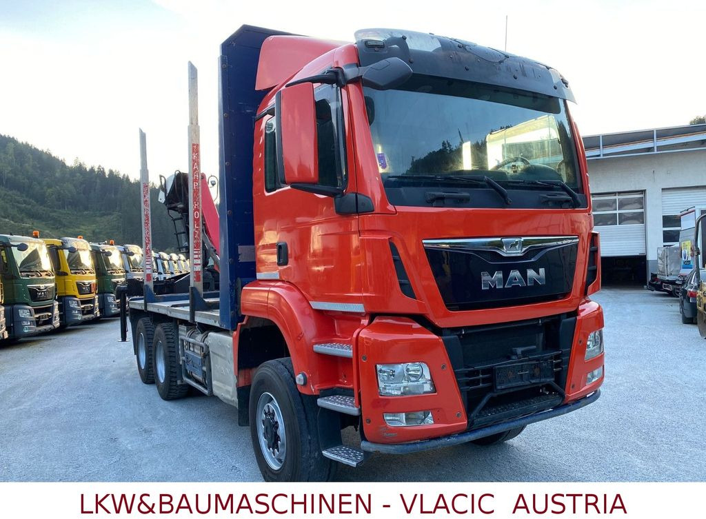 MAN TGS Holztransporter mit Kran Palfinger MAN TGS 33.480 6x6Holztransporter mit Kran Palfinger - Camion forestier, Camion cu macara: Foto 2 MAN TGS Holztransporter mit Kran Palfinger MAN TGS 33.480 6x6Holztransporter mit Kran Palfinger - Camion forestier, Camion cu macara: Foto 2