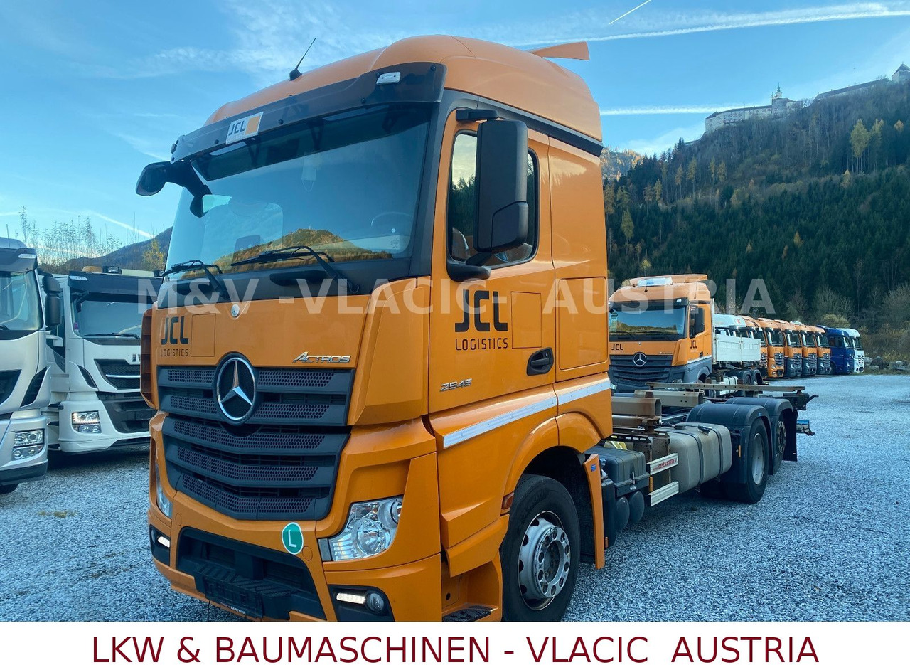 Mercedes-Benz Actros 2545 - Camion transport containere/ Swap body: Foto 1 Mercedes-Benz Actros 2545 - Camion transport containere/ Swap body: Foto 1