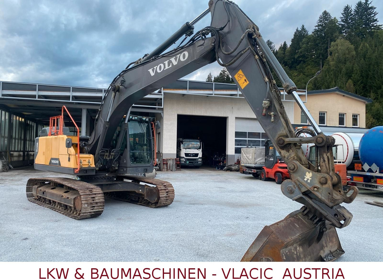 Volvo EC 220 EL - Excavator pe şenile: Foto 1 Volvo EC 220 EL - Excavator pe şenile: Foto 1