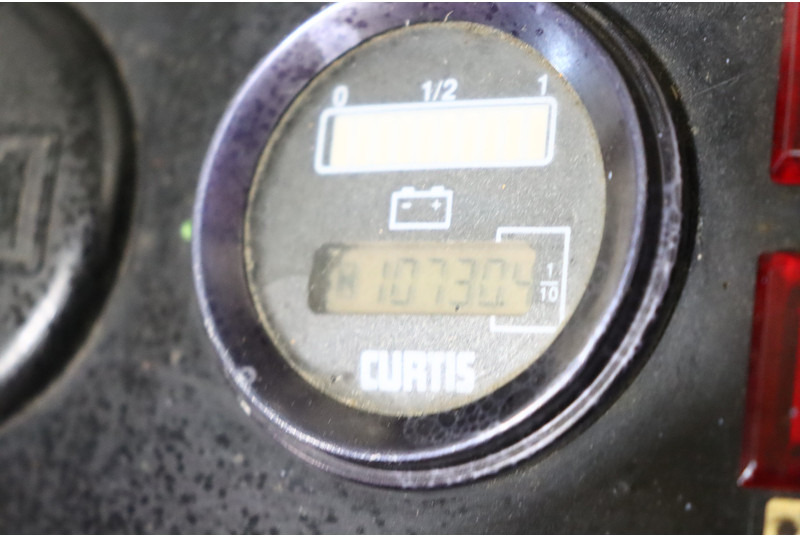 TCM FTB18S2 - Electrostivuitor: Foto 2 TCM FTB18S2 - Electrostivuitor: Foto 2