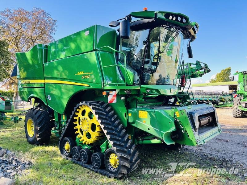 John Deere S780 - Combină de recoltat cereale: Foto 2 John Deere S780 - Combină de recoltat cereale: Foto 2