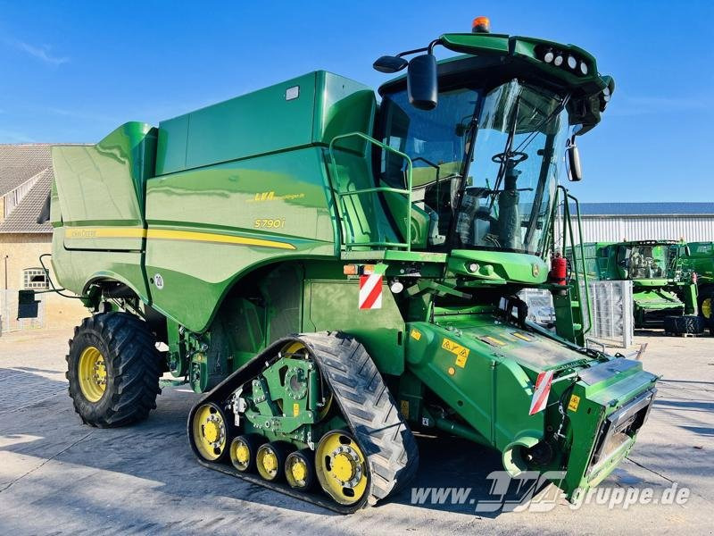 John Deere S790 - Combină de recoltat cereale: Foto 2 John Deere S790 - Combină de recoltat cereale: Foto 2