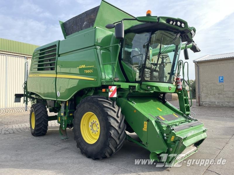 John Deere T660i - Combină de recoltat cereale: Foto 2 John Deere T660i - Combină de recoltat cereale: Foto 2
