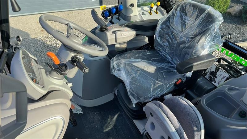 Deutz-fahr Agrotron 6205G New and Unused tractor - Tractor agricol: Foto 3 Deutz-fahr Agrotron 6205G New and Unused tractor - Tractor agricol: Foto 3