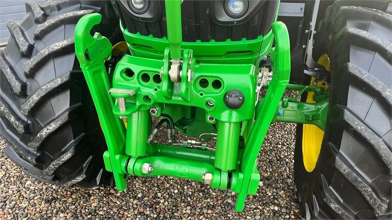 John Deere 6155M KUN 980 timer, med frontlift og evt. GPS - Tractor agricol: Foto 4 John Deere 6155M KUN 980 timer, med frontlift og evt. GPS - Tractor agricol: Foto 4