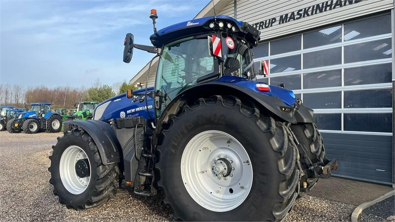 New Holland T7.315 HD New Gen BluePower med frontlift og front - Tractor agricol: Foto 3 New Holland T7.315 HD New Gen BluePower med frontlift og front - Tractor agricol: Foto 3