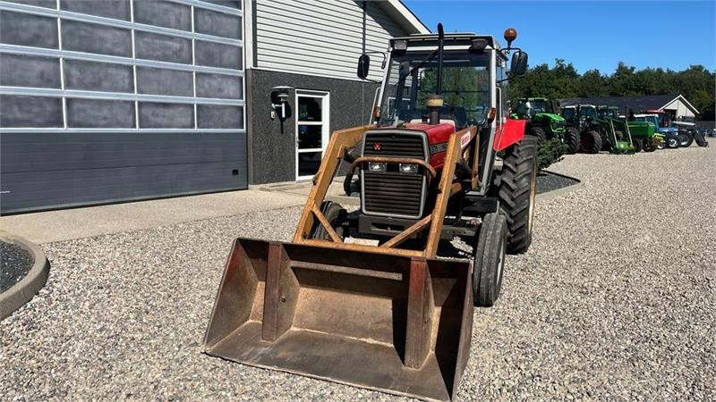 Veto 900 Frontlæsser og skovl med beslag til Massey Fer - Tractor agricol: Foto 4 Veto 900 Frontlæsser og skovl med beslag til Massey Fer - Tractor agricol: Foto 4