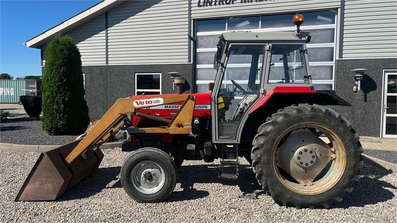 Veto 900 Frontlæsser og skovl med beslag til Massey Fer - Tractor agricol: Foto 3 Veto 900 Frontlæsser og skovl med beslag til Massey Fer - Tractor agricol: Foto 3