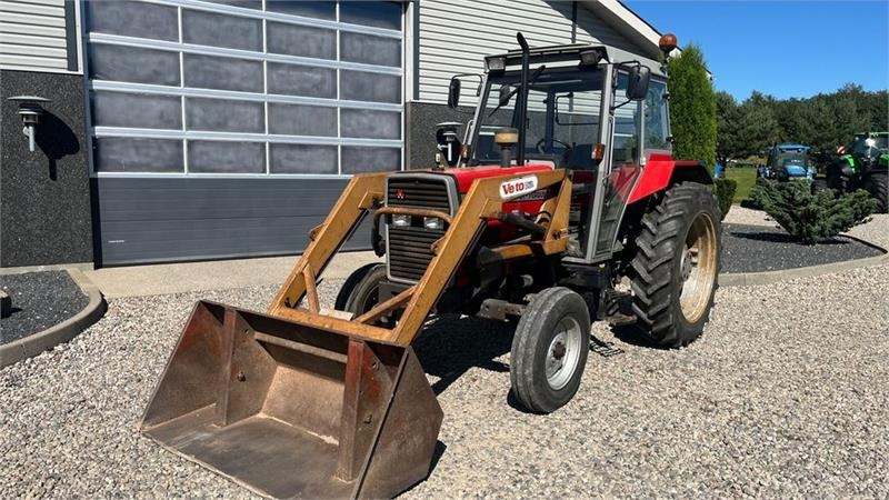 Veto 900 Frontlæsser og skovl med beslag til Massey Fer - Tractor agricol: Foto 5 Veto 900 Frontlæsser og skovl med beslag til Massey Fer - Tractor agricol: Foto 5